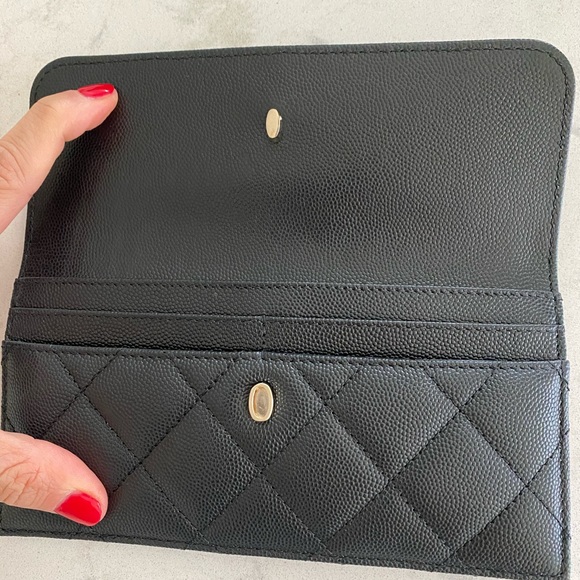 COPY - Chanel Wallet - Picture 3 of 10